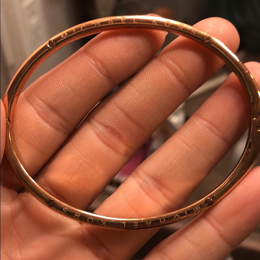 Barely Worn!!! Micheal Kors bracelets!! - Picture 7 of 7